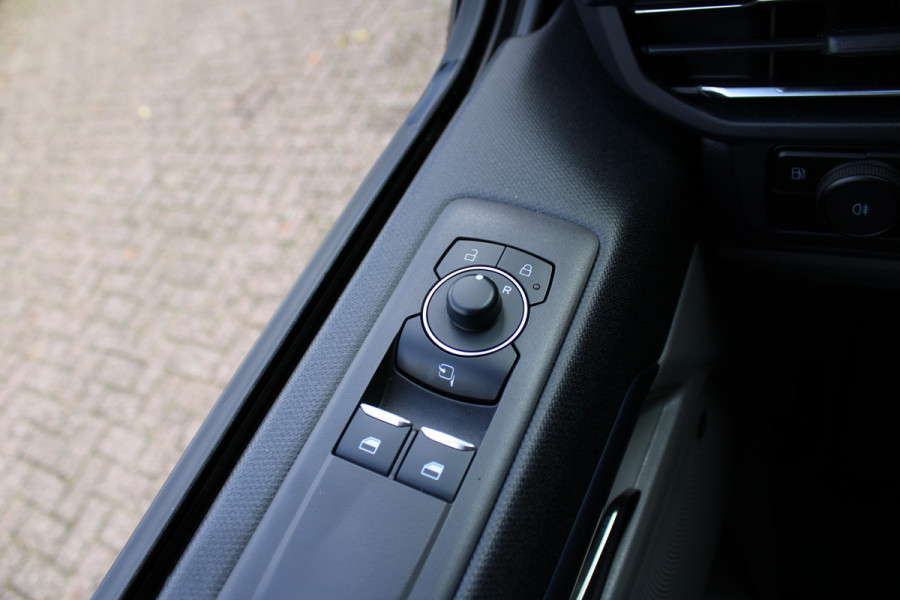 Ford Tourneo Custom 2.5 PHEV Active | Full Options | Panoramadak | Trekhaak | Led | B&O | BLIS