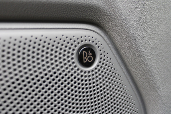 Ford Tourneo Custom 2.5 PHEV Active | Full Options | Panoramadak | Trekhaak | Led | B&O | BLIS