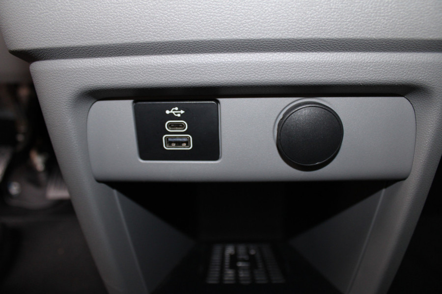 Ford Tourneo Custom 2.5 PHEV Active | Full Options | Panoramadak | Trekhaak | Led | B&O | BLIS