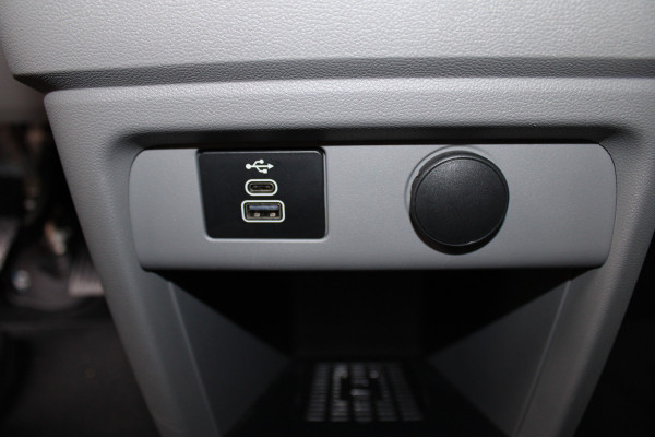 Ford Tourneo Custom 2.5 PHEV Active | Full Options | Panoramadak | Trekhaak | Led | B&O | BLIS