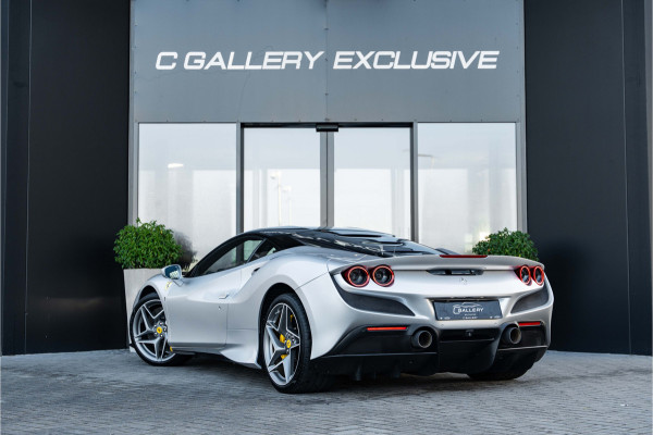 Ferrari F8 Tributo 3.9 V8 HELE - Argento Nurburgring | Passenger Display | Racing Seats | Lift