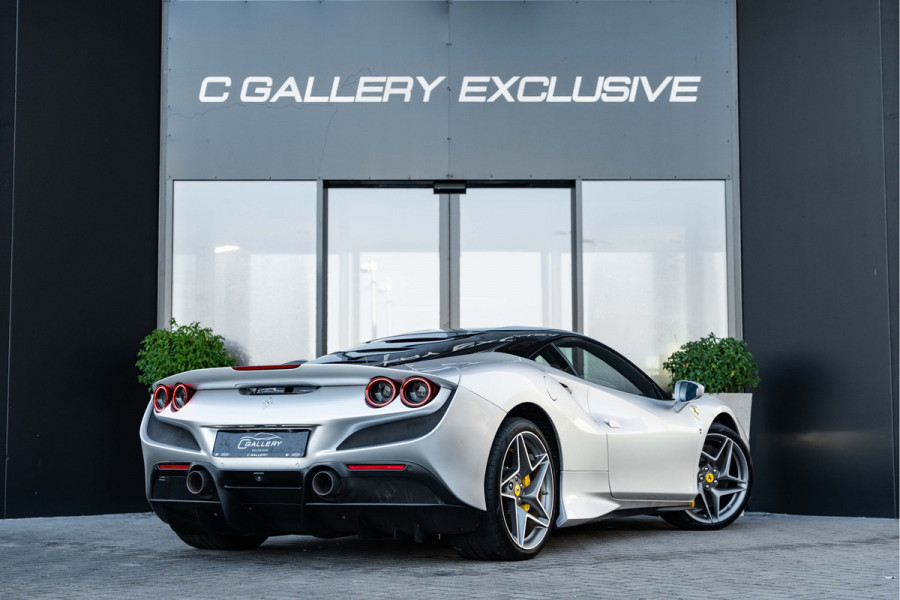 Ferrari F8 Tributo 3.9 V8 HELE - Argento Nurburgring | Passenger Display | Racing Seats | Lift
