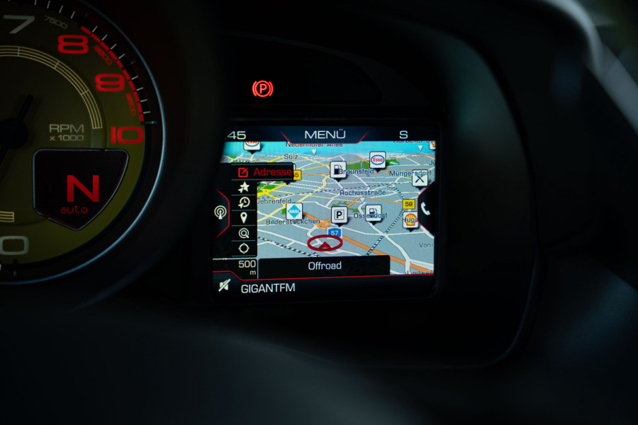 Ferrari F8 Tributo 3.9 V8 HELE - Argento Nurburgring | Passenger Display | Racing Seats | Lift