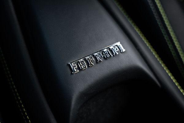 Ferrari F8 Tributo 3.9 V8 HELE - Argento Nurburgring | Passenger Display | Racing Seats | Lift