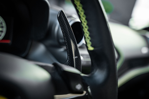 Ferrari F8 Tributo 3.9 V8 HELE - Argento Nurburgring | Passenger Display | Racing Seats | Lift
