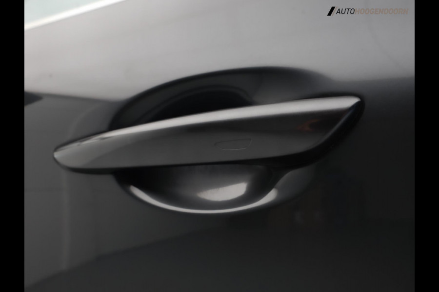 Mazda CX-30 2.0 e-SkyActiv-X M Hybrid Luxury (APPLE CARPLAY,HEAD-UP DISPLAY,SCHUIFDAK,BOSE,KEYLESS,DODEHOEK,360 CAMERA,TREKHAAK)