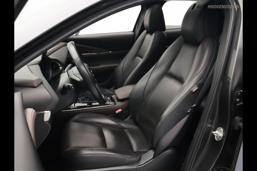 Mazda CX-30 2.0 e-SkyActiv-X M Hybrid Luxury (APPLE CARPLAY,HEAD-UP DISPLAY,SCHUIFDAK,BOSE,KEYLESS,DODEHOEK,360 CAMERA,TREKHAAK)