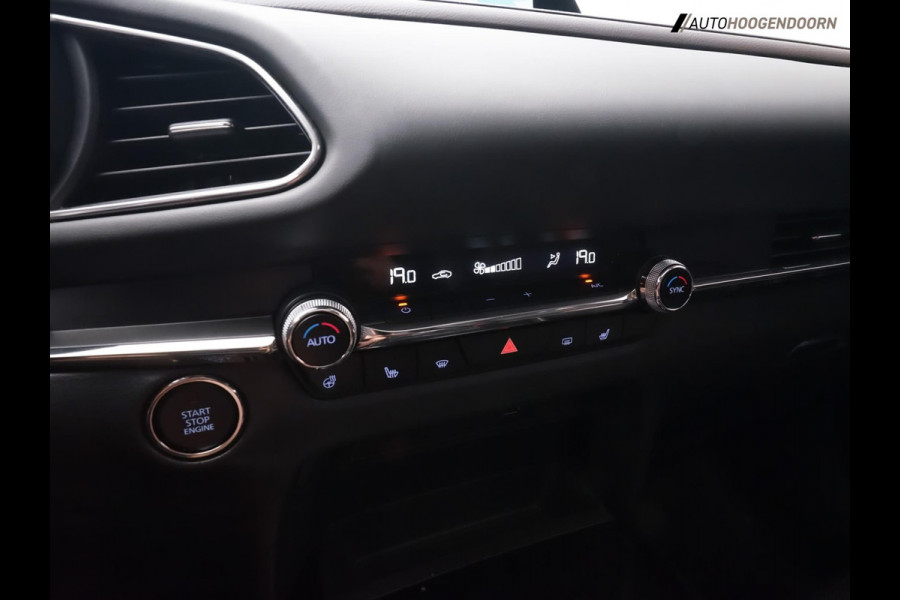 Mazda CX-30 2.0 e-SkyActiv-X M Hybrid Luxury (APPLE CARPLAY,HEAD-UP DISPLAY,SCHUIFDAK,BOSE,KEYLESS,DODEHOEK,360 CAMERA,TREKHAAK)