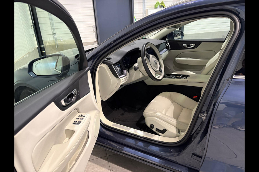 Volvo V60 T6 Aut. Plug-in Hybrid Inscription Leder ACC Panoramadak 340pk