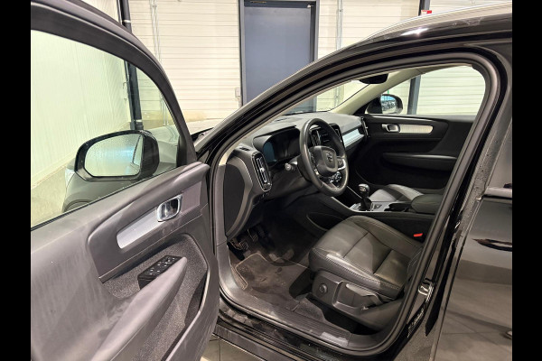 Volvo XC40 T2 Momentum Leder Panoramadak Parkeercamera 129pk