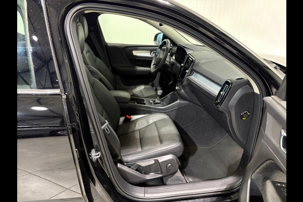 Volvo XC40 T2 Momentum Leder Panoramadak Parkeercamera 129pk