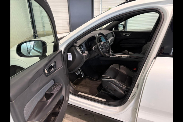 Volvo XC60 D4 Aut. R-Design Leder Parkeercamera Stoelverwarming 190pk Volvo XC60 D4 Aut. R-Design Leder Parkeercamera Stoelverwarming 190pk