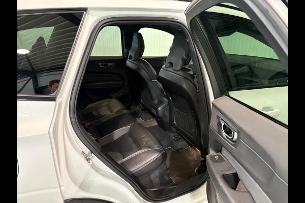 Volvo XC60 D4 Aut. R-Design Leder Parkeercamera Stoelverwarming 190pk Volvo XC60 D4 Aut. R-Design Leder Parkeercamera Stoelverwarming 190pk