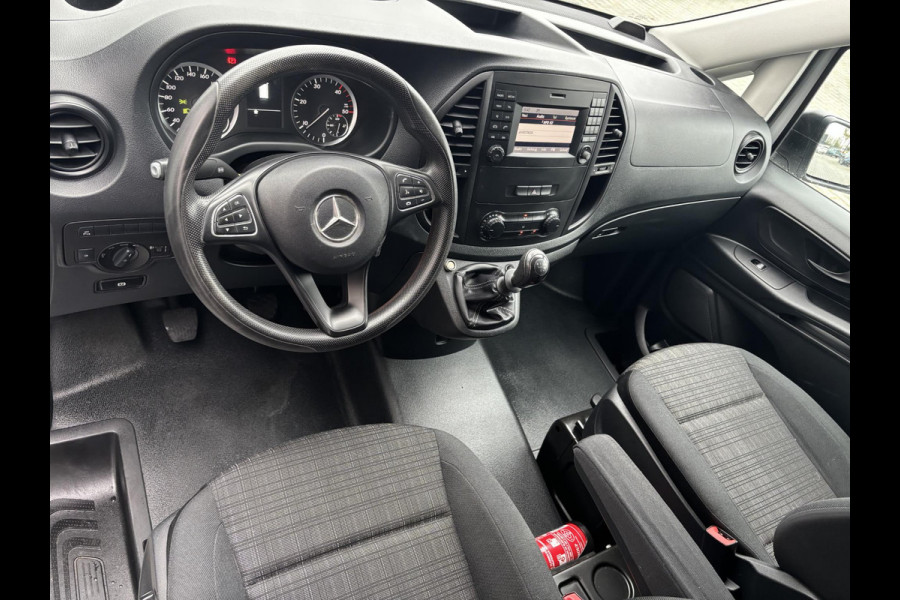 Mercedes-Benz Vito 111 CDI Lang*A/C*NAVI*CRUISE*HAAK* Mercedes-Benz Vito 111 CDI Lang*A/C*NAVI*CRUISE*HAAK*