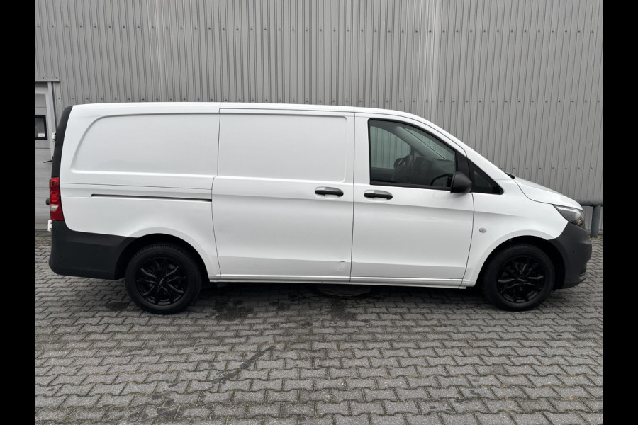 Mercedes-Benz Vito 111 CDI Lang*A/C*NAVI*CRUISE*HAAK* Mercedes-Benz Vito 111 CDI Lang*A/C*NAVI*CRUISE*HAAK*