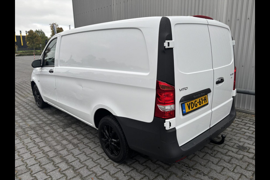 Mercedes-Benz Vito 111 CDI Lang*A/C*NAVI*CRUISE*HAAK* Mercedes-Benz Vito 111 CDI Lang*A/C*NAVI*CRUISE*HAAK*