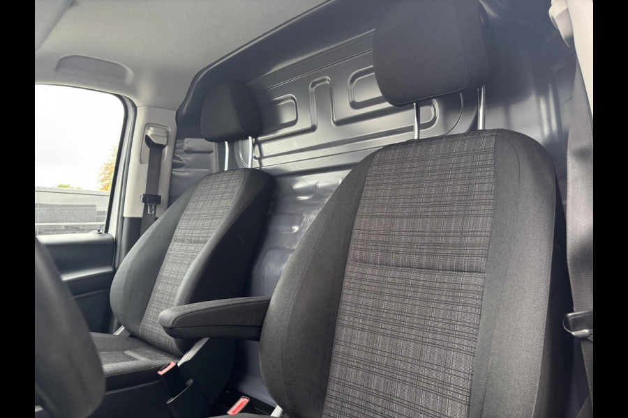 Mercedes-Benz Vito 111 CDI Lang*A/C*NAVI*CRUISE*HAAK* Mercedes-Benz Vito 111 CDI Lang*A/C*NAVI*CRUISE*HAAK*