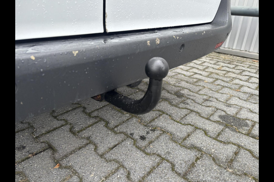 Mercedes-Benz Vito 111 CDI Lang*A/C*NAVI*CRUISE*HAAK* Mercedes-Benz Vito 111 CDI Lang*A/C*NAVI*CRUISE*HAAK*