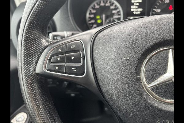 Mercedes-Benz Vito 111 CDI Lang*A/C*NAVI*CRUISE*HAAK* Mercedes-Benz Vito 111 CDI Lang*A/C*NAVI*CRUISE*HAAK*