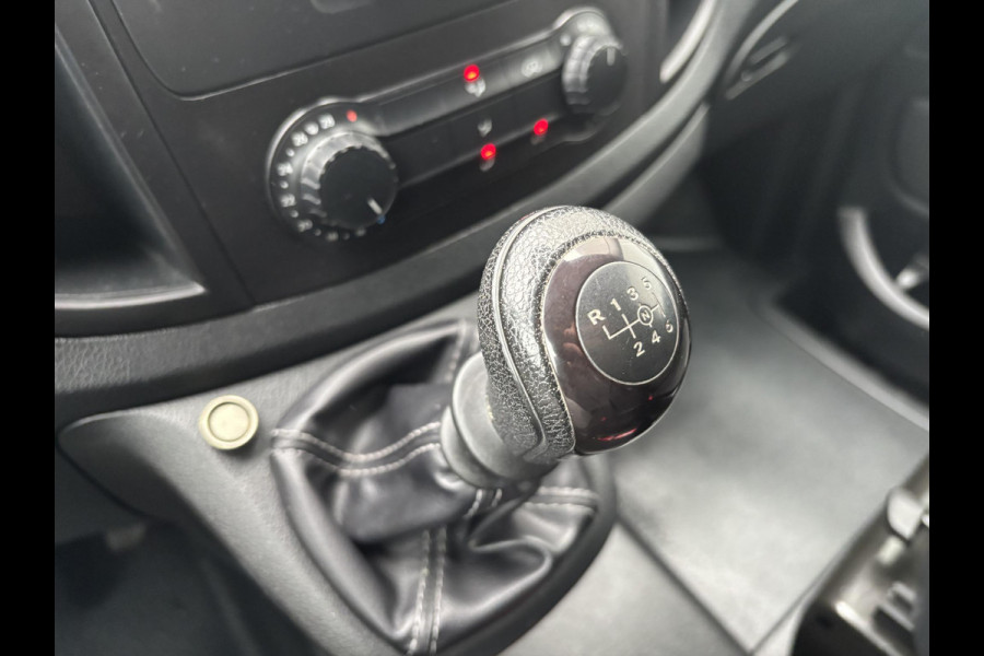 Mercedes-Benz Vito 111 CDI Lang*A/C*NAVI*CRUISE*HAAK* Mercedes-Benz Vito 111 CDI Lang*A/C*NAVI*CRUISE*HAAK*