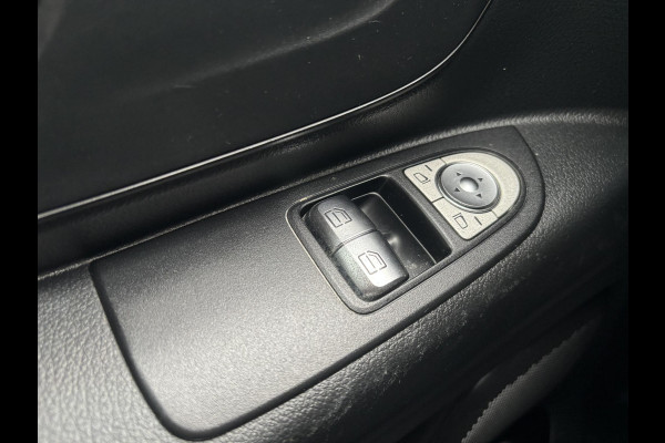 Mercedes-Benz Vito 111 CDI Lang*A/C*NAVI*CRUISE*HAAK* Mercedes-Benz Vito 111 CDI Lang*A/C*NAVI*CRUISE*HAAK*