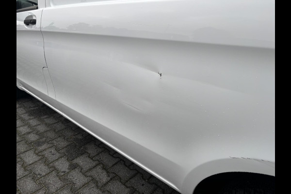 Mercedes-Benz Vito 111 CDI Lang*A/C*NAVI*CRUISE*HAAK* Mercedes-Benz Vito 111 CDI Lang*A/C*NAVI*CRUISE*HAAK*
