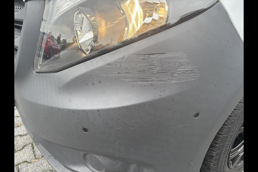 Mercedes-Benz Vito 111 CDI Lang*A/C*NAVI*CRUISE*HAAK* Mercedes-Benz Vito 111 CDI Lang*A/C*NAVI*CRUISE*HAAK*