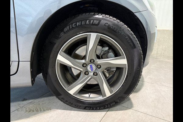 Volvo XC60 D4 Aut. Summum Leder Stoelverwarming Trekhaak Parkeercamera 190pk Volvo XC60 D4 Aut. Summum Leder Stoelverwarming Trekhaak Parkeercamera 190pk