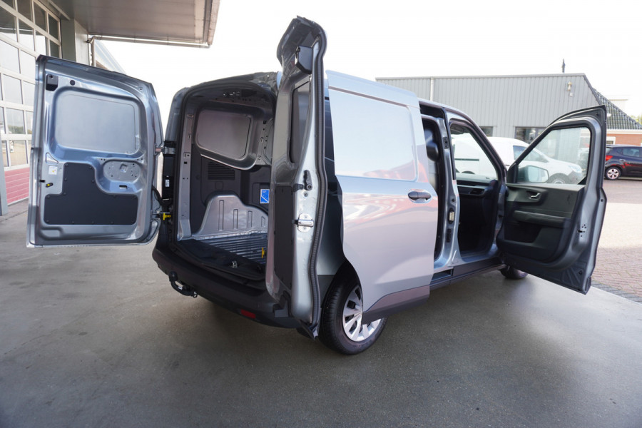 Ford Transit Courier 1.0 EcoBoost 125PK Trend Benzine Automaat NR.V200 | Airco | Cruise | Trekhaak | Apple CP- Android auto Ford Transit Courier 1.0 EcoBoost 125PK Trend Benzine Automaat NR.V200 | Airco | Cruise | Trekhaak | Apple CP- Android auto