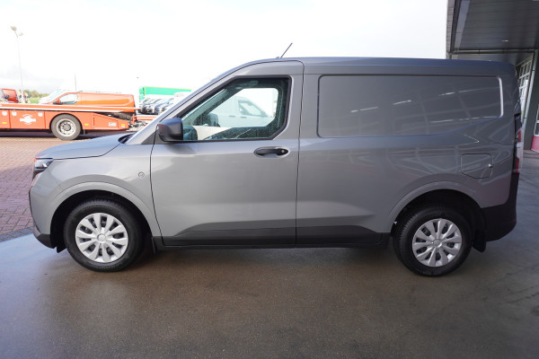 Ford Transit Courier 1.0 EcoBoost 125PK Trend Benzine Automaat NR.V200 | Airco | Cruise | Trekhaak | Apple CP- Android auto Ford Transit Courier 1.0 EcoBoost 125PK Trend Benzine Automaat NR.V200 | Airco | Cruise | Trekhaak | Apple CP- Android auto