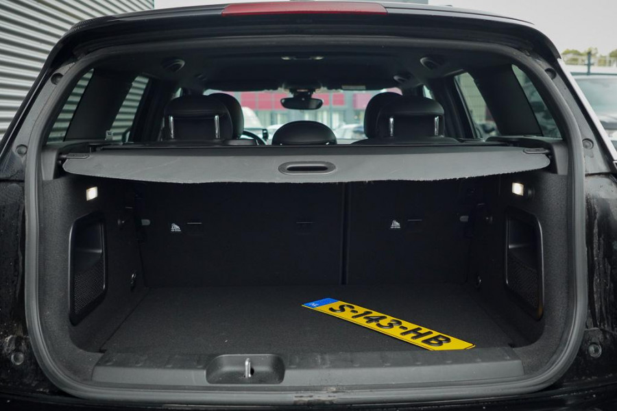 MINI Clubman 2.0 Cooper S / Aut / Leder / Stoelverwarming / Camera / LED MINI Clubman 2.0 Cooper S / Aut / Leder / Stoelverwarming / Camera / LED