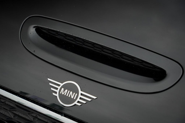 MINI Clubman 2.0 Cooper S / Aut / Leder / Stoelverwarming / Camera / LED MINI Clubman 2.0 Cooper S / Aut / Leder / Stoelverwarming / Camera / LED