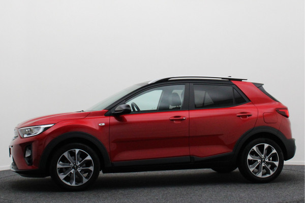 Kia Stonic 1.0 T-GDi Sports Edition Two-Tone, Camera, Apple Carplay, Cruise, PDC, Trekhaak, 17" Kia Stonic 1.0 T-GDi Sports Edition Two-Tone, Camera, Apple Carplay, Cruise, PDC, Trekhaak, 17"