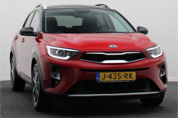 Kia Stonic 1.0 T-GDi Sports Edition Two-Tone, Camera, Apple Carplay, Cruise, PDC, Trekhaak, 17" Kia Stonic 1.0 T-GDi Sports Edition Two-Tone, Camera, Apple Carplay, Cruise, PDC, Trekhaak, 17"