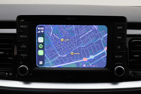 Kia Stonic 1.0 T-GDi Sports Edition Two-Tone, Camera, Apple Carplay, Cruise, PDC, Trekhaak, 17" Kia Stonic 1.0 T-GDi Sports Edition Two-Tone, Camera, Apple Carplay, Cruise, PDC, Trekhaak, 17"