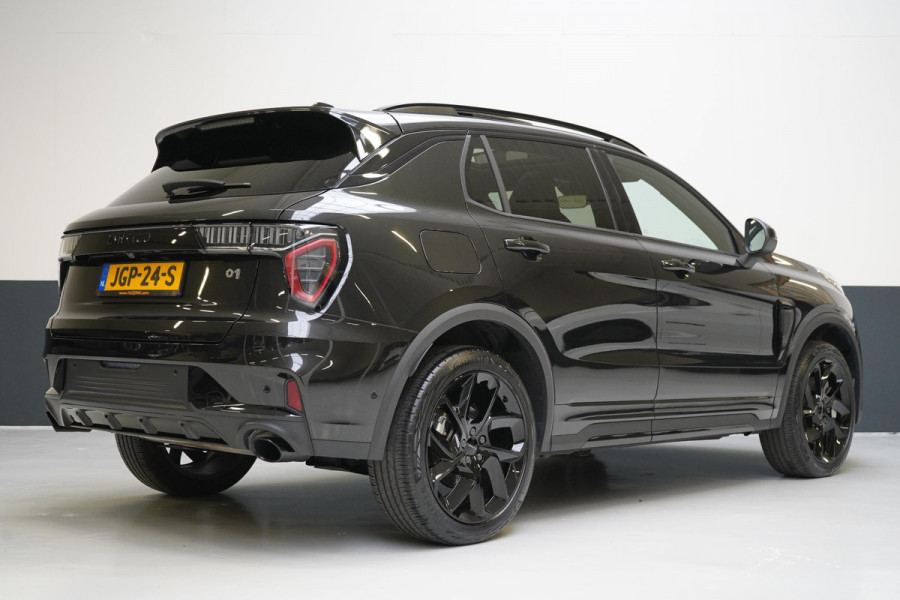 Lynk & Co 01 1.5 | Zwart optiek | Panoramadak | Navigatie | Memory | Apple CarPlay