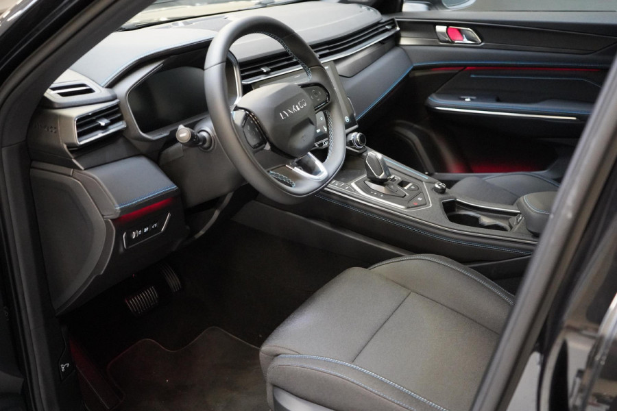 Lynk & Co 01 1.5 | Zwart optiek | Panoramadak | Navigatie | Memory | Apple CarPlay