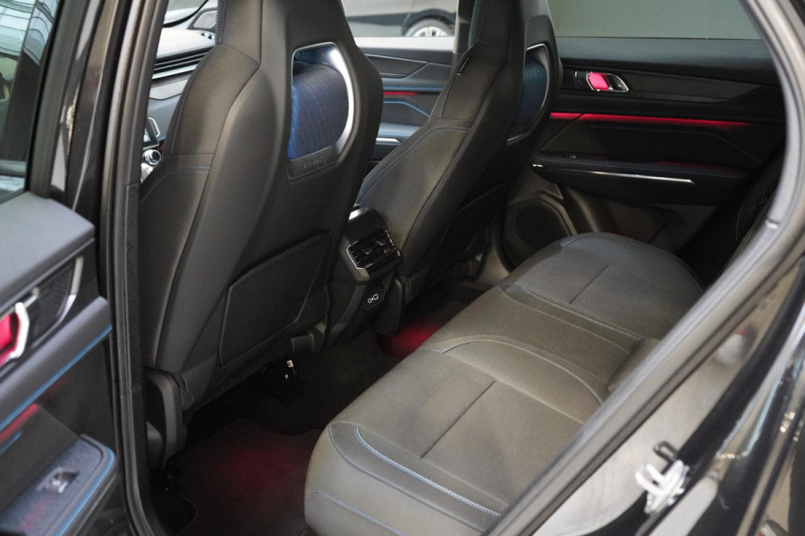 Lynk & Co 01 1.5 | Zwart optiek | Panoramadak | Navigatie | Memory | Apple CarPlay