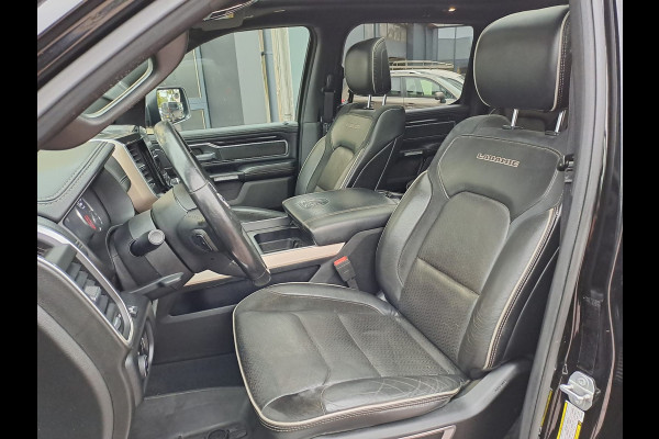 Dodge Ram 1500 5.7 V8 4x4 Crew Cab Laramie | Pano | Trekhaak | Leder | Stoelverwarming/ventilatie | Keyless | Camera | Sidesteps | Navi | Stuurverwarming |