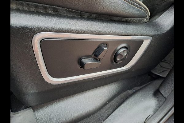 Dodge Ram 1500 5.7 V8 4x4 Crew Cab Laramie | Pano | Trekhaak | Leder | Stoelverwarming/ventilatie | Keyless | Camera | Sidesteps | Navi | Stuurverwarming |