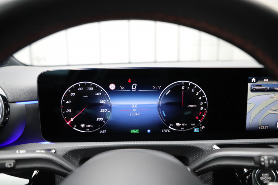 Mercedes-Benz A-Klasse 250 e AMG Aut8 | 218PK | Sfeerverlichting | Keyles-go | Stuurwielverwarming | Multi-beam | Stoelverw. | 2023.