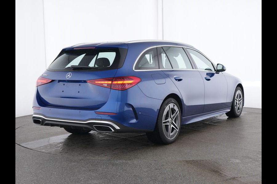 Mercedes-Benz C-Klasse Estate 300 e AMG Plug-In Hybride Edition AMG-Line | Panorama Schuif-Kanteldak | Alarm Klasse 3  |360° camera | Stuur en Stoelverwarming. Inclusief 24 maanden Mercedes-Benz Certified garantie voor Europa.