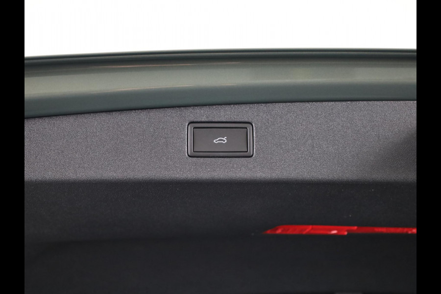 Volkswagen Tiguan R-Line-Edition 1.5 eHybrid 150 kW / 204 pk SUV 6 v