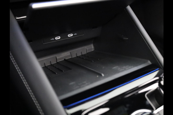 Volkswagen Tiguan R-Line-Edition 1.5 eHybrid 150 kW / 204 pk SUV 6 v