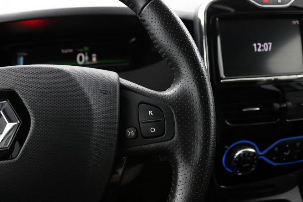 Renault ZOE R110 Iconic 41 kWh KOOPACCU*3FASE*ECC*CAMERA*NAVI* Renault ZOE R110 Iconic 41 kWh KOOPACCU*3FASE*ECC*CAMERA*NAVI*