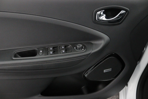 Renault ZOE R110 Iconic 41 kWh KOOPACCU*3FASE*ECC*CAMERA*NAVI* Renault ZOE R110 Iconic 41 kWh KOOPACCU*3FASE*ECC*CAMERA*NAVI*