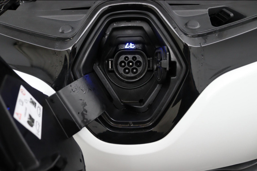 Renault ZOE R110 Iconic 41 kWh KOOPACCU*3FASE*ECC*CAMERA*NAVI* Renault ZOE R110 Iconic 41 kWh KOOPACCU*3FASE*ECC*CAMERA*NAVI*