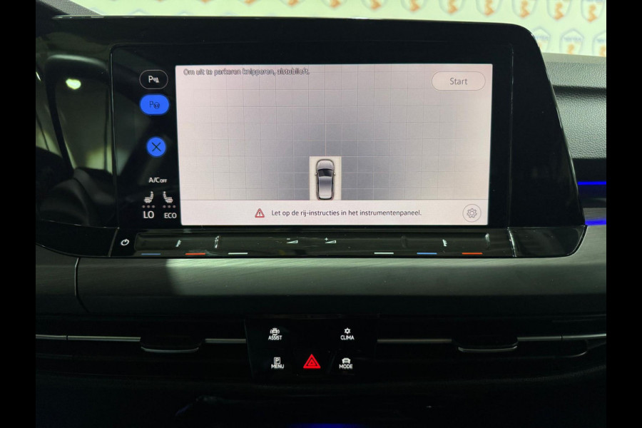 Volkswagen Golf 1.4 eHybrid Style | IQ.DRIVE-pakket | Massage | Dealer onderhouden