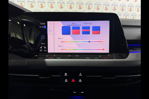 Volkswagen Golf 1.4 eHybrid Style | IQ.DRIVE-pakket | Massage | Dealer onderhouden