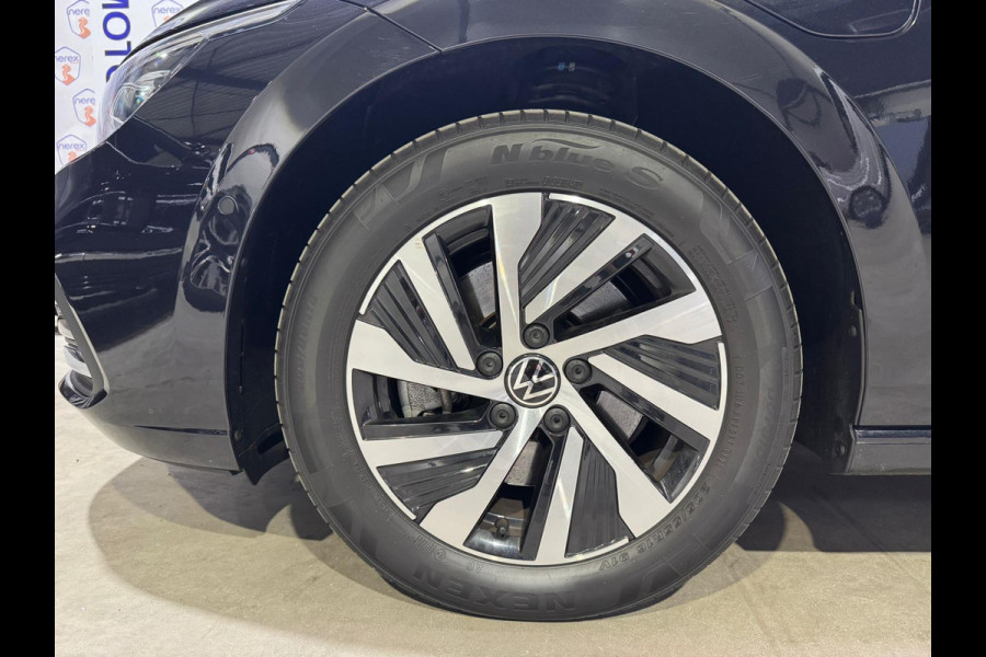 Volkswagen Golf 1.4 eHybrid Style | IQ.DRIVE-pakket | Massage | Dealer onderhouden